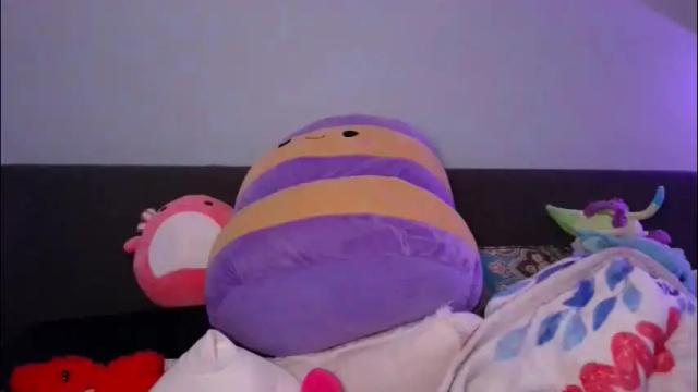 Image 3 of marcelinealtaria Stream on Chaturbate on 6 days ago