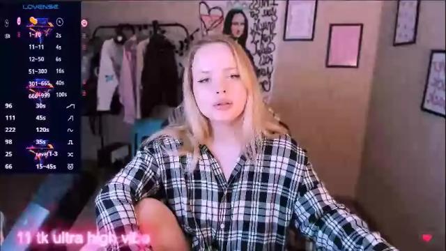 Image 11 of marcelinepeach Stream on Chaturbate on 28 days ago