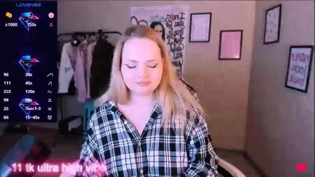 Thumbnail 2, marcelinepeach's Stream at Chaturbate, 26 days ago