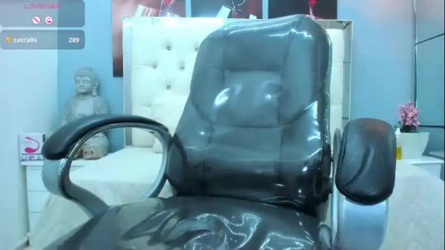 Image 7 of marcella_hill Stream on Chaturbate on 1 month ago