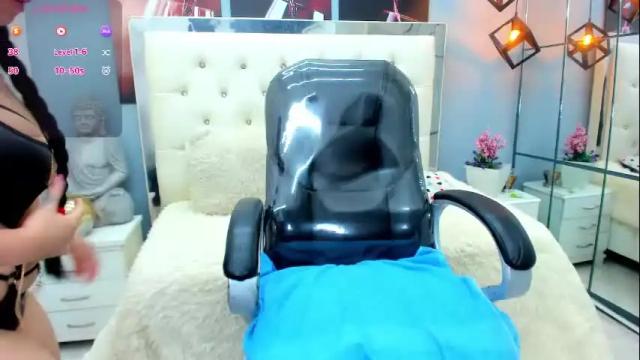 Image 7 of marcella_hill Stream on Chaturbate on 2 days ago