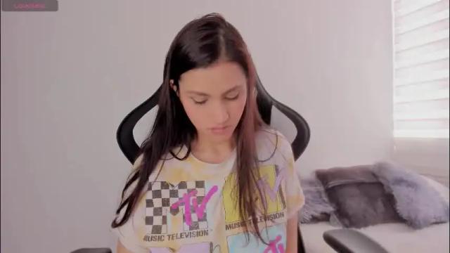 Image 3 of mardybum_ Stream on Chaturbate on 1 month ago