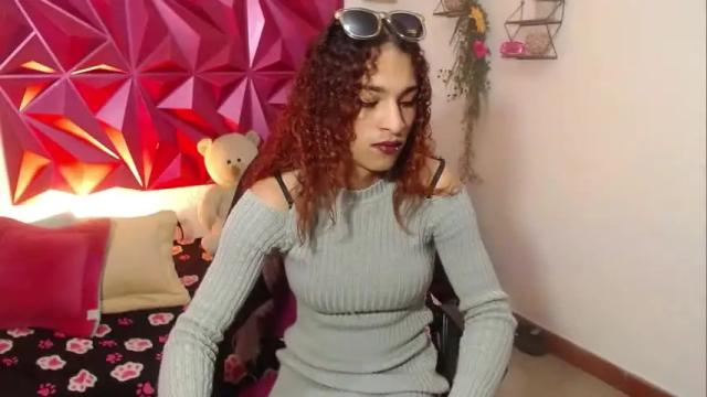 Image 2 of marfilastrom Stream on Chaturbate on 12 months ago