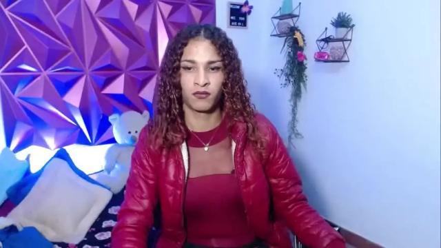 Image 2 of marfilastrom Stream on Chaturbate on 12 months ago
