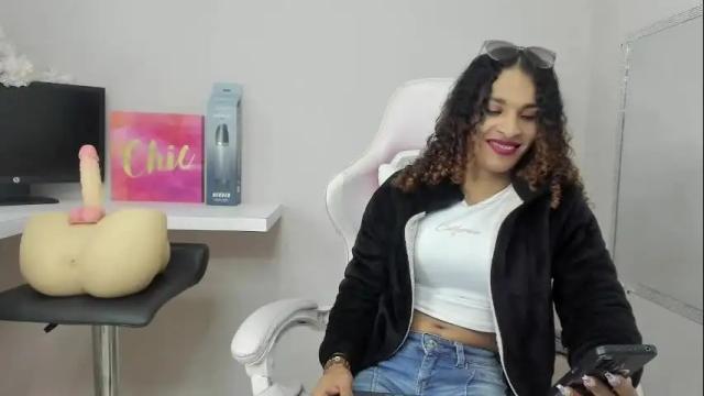 Image 3 of marfilastrom Stream on Chaturbate on 1 month ago