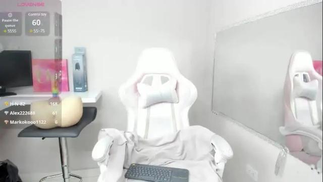 Image 3 of marfilastrom Stream on Chaturbate on 26 days ago