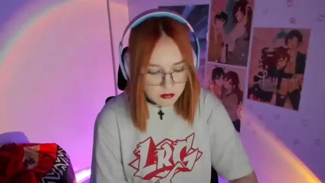 Image 2 of margaret_red Stream on Chaturbate on 16 months ago