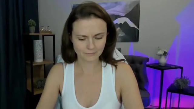 Image 2 of margaret_stone Stream on Chaturbate on 18 months ago