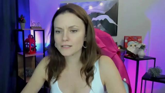 Image 4 of margaret_stone Stream on Chaturbate on 17 months ago