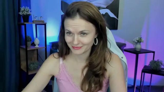 Image 3 of margaret_stone Stream on Chaturbate on 16 months ago