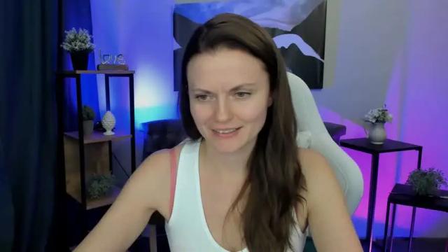 Image 11 of margaret_stone Stream on Chaturbate on 15 months ago