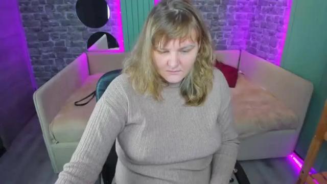 Image 11 of margaretlens Stream on Chaturbate on 23 months ago