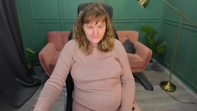 Image 11 of margaretlens Stream on Chaturbate on 23 months ago