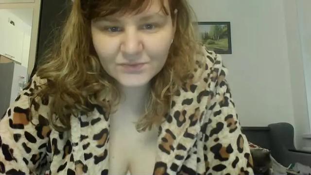 Image 4 of margaretlens Stream on Chaturbate on 18 months ago
