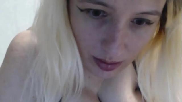 Image 2 of margo_shine Stream on Chaturbate on 2 months ago