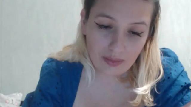 Image 12 of margo_shine Stream on Chaturbate on 3 months ago