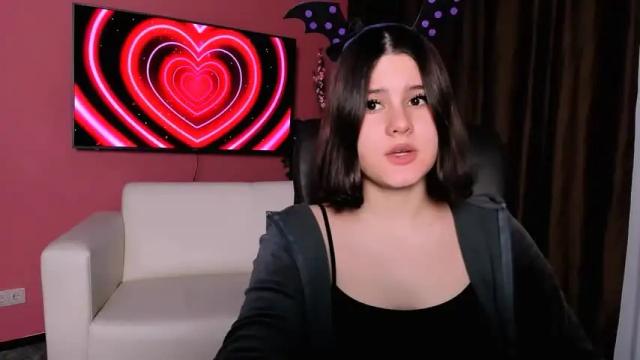 Image 3 of margo_wolker Stream on Chaturbate on 24 months ago