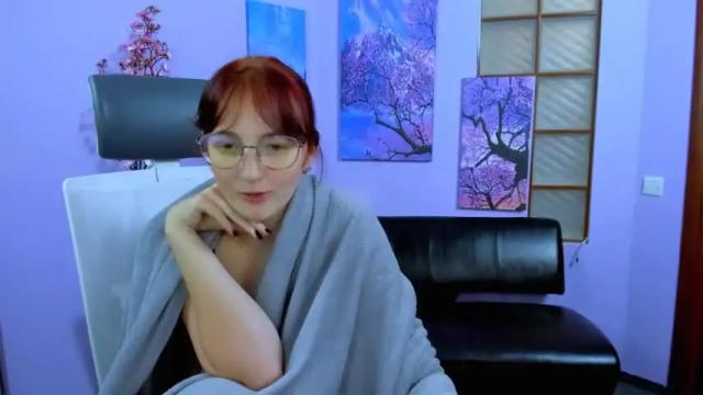 Image 2 of margo_wolker Stream on Chaturbate on 24 months ago