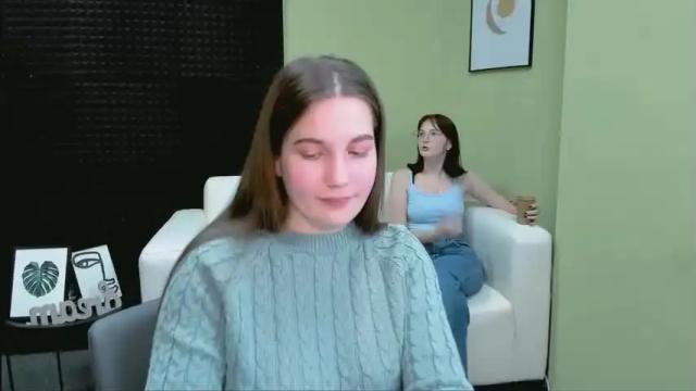 Image 4 of margo_wolker Stream on Chaturbate on 24 months ago