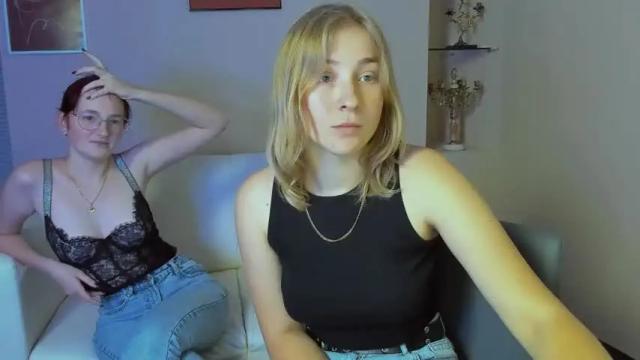 Image 11 of margo_wolker Stream on Chaturbate on 24 months ago