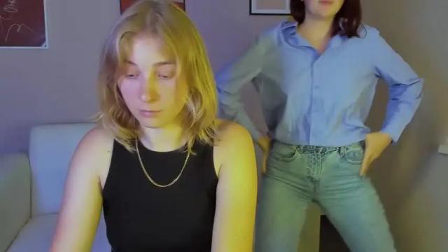 Image 2 of margo_wolker Stream on Chaturbate on 24 months ago