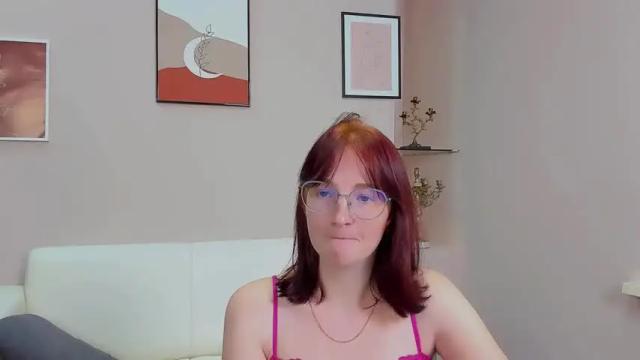 Image 10 of margo_wolker Stream on Chaturbate on 23 months ago