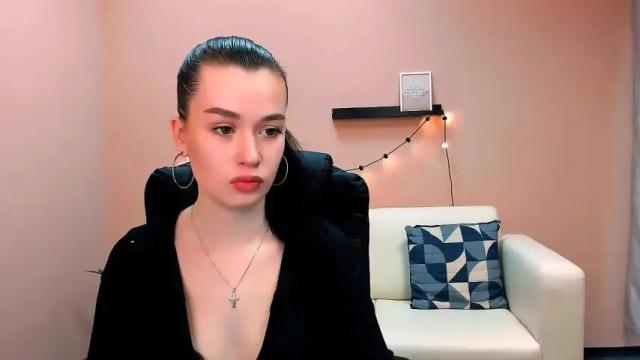 Image 12 of margo_wolker Stream on Chaturbate on 23 months ago