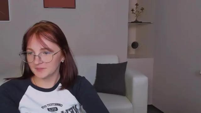 Image 7 of margo_wolker Stream on Chaturbate on 23 months ago