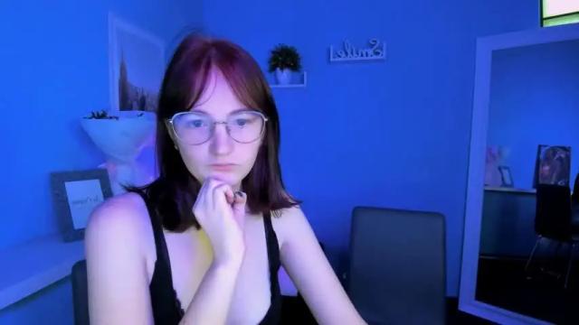 Image 10 of margo_wolker Stream on Chaturbate on 23 months ago