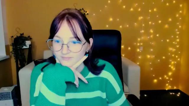 Image 10 of margo_wolker Stream on Chaturbate on 23 months ago