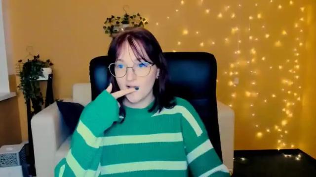 Image 3 of margo_wolker Stream on Chaturbate on 23 months ago