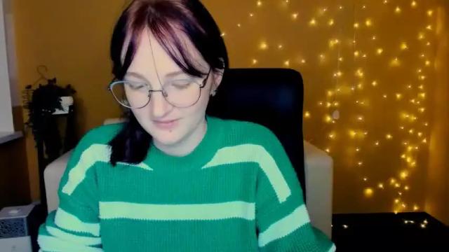 Image 6 of margo_wolker Stream on Chaturbate on 23 months ago