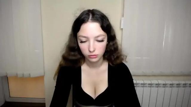 Image 3 of margodeis_ Stream on Chaturbate on 19 months ago