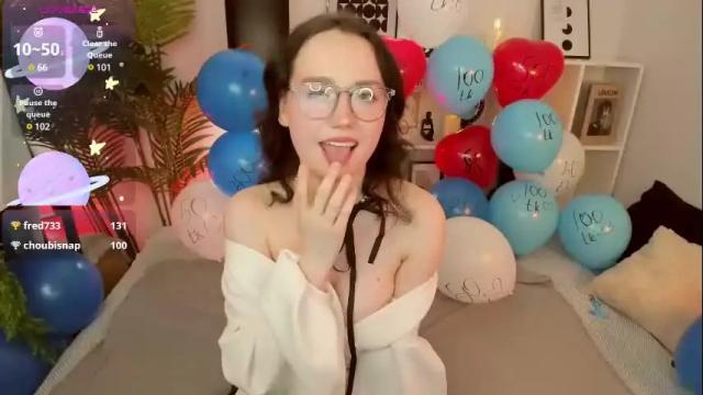 Image 8 of margoskyey Stream on Chaturbate on 1 month ago