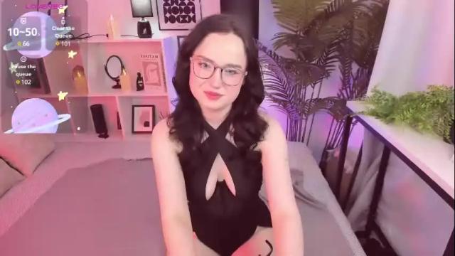 Image 2 of margoskyey Stream on Chaturbate on 1 month ago