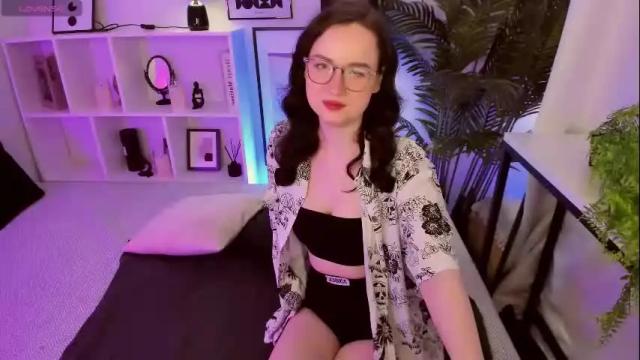 Image 3 of margoskyey Stream on Chaturbate on 3 days ago