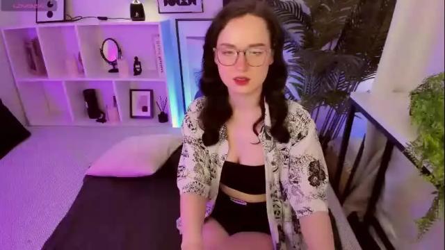Image 4 of margoskyey Stream on Chaturbate on 3 days ago