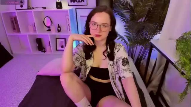 Image 7 of margoskyey Stream on Chaturbate on 3 days ago