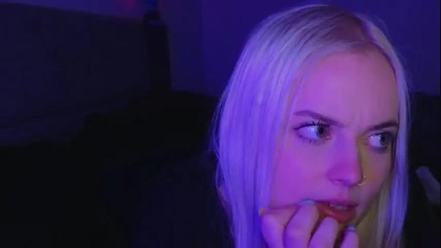 Image 4 of margot_robbie7 Stream on Chaturbate on 1 month ago