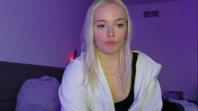 Thumbnail 2, margot_robbie7's Stream at Chaturbate, 1 month ago