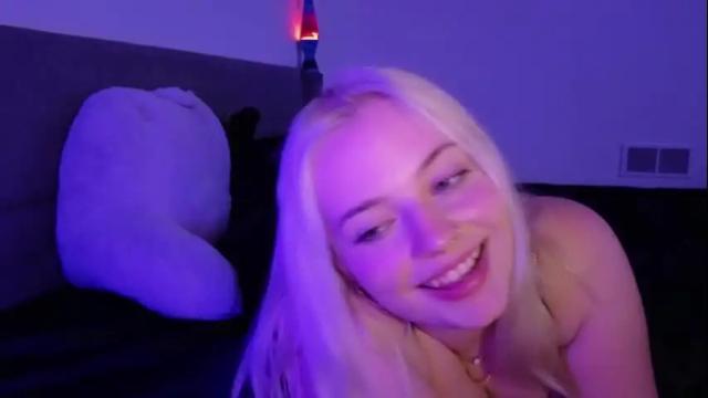 Image 8 of margot_robbie7 Stream on Chaturbate on 1 month ago