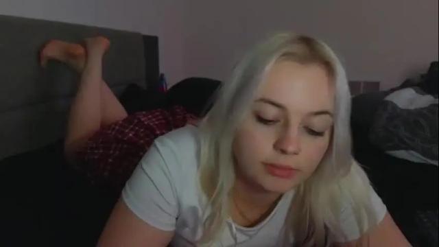 Image 10 of margot_robbie7 Stream on Chaturbate on 28 days ago