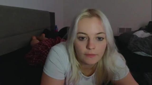 Image 11 of margot_robbie7 Stream on Chaturbate on 28 days ago