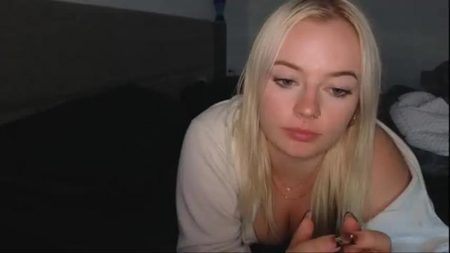 Image 10 of margot_robbie7 Stream on Chaturbate on 3 days ago