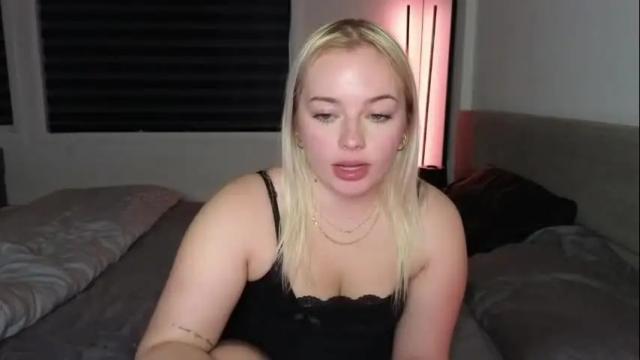 Image 8 of margot_robbie7 Stream on Chaturbate on 2 months ago