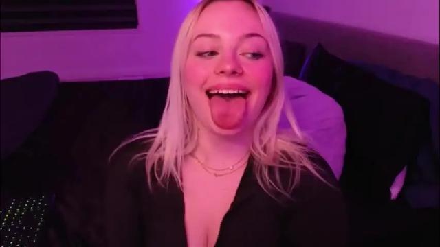 Image 6 of margot_robbie7 Stream on Chaturbate on 12 hours ago