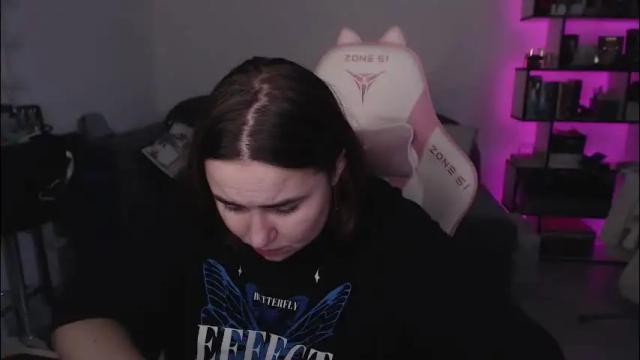 Thumbnail 1, mari_moore7's Stream at Chaturbate, 1 month ago