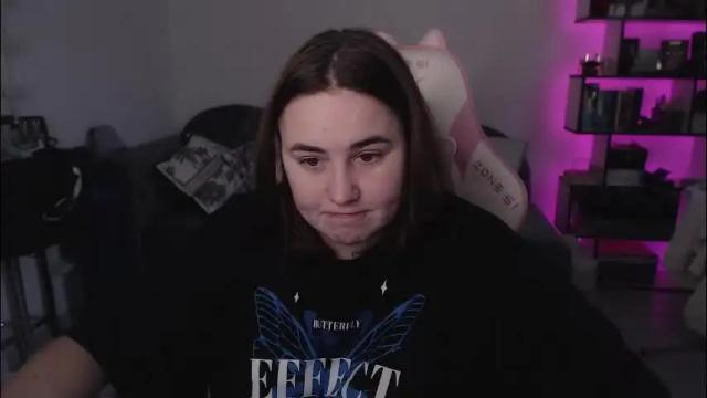 Thumbnail 3, mari_moore7's Stream at Chaturbate, 1 month ago