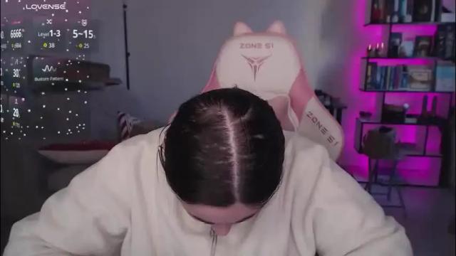 Image 6 of mari_moore7 Stream on Chaturbate on 1 month ago