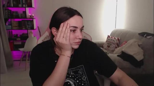 Thumbnail 1, mari_moore7's Stream at Chaturbate, 4 days ago